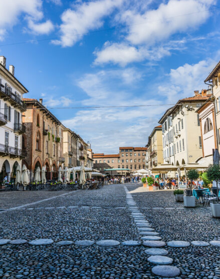 Piazza della Vittoria in Pavia (an Atlantis site).